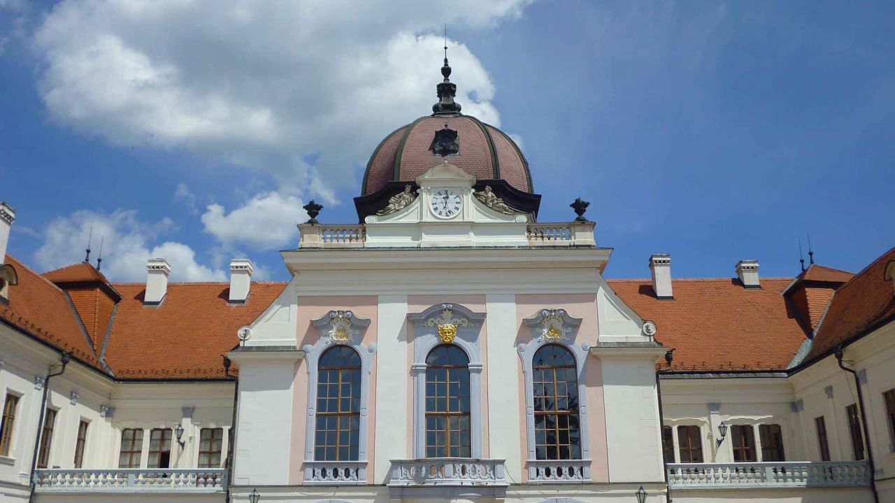 Sissi Túra Sissi Túra