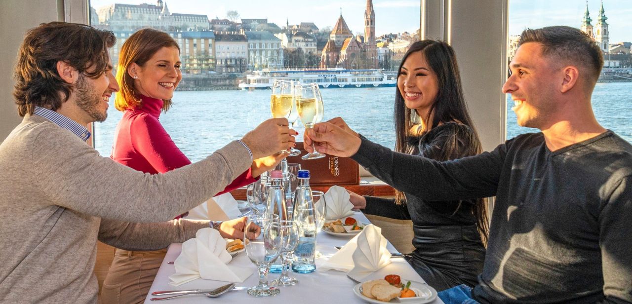 Lunch and Cruise Budapest Lunch and Cruise Budapest