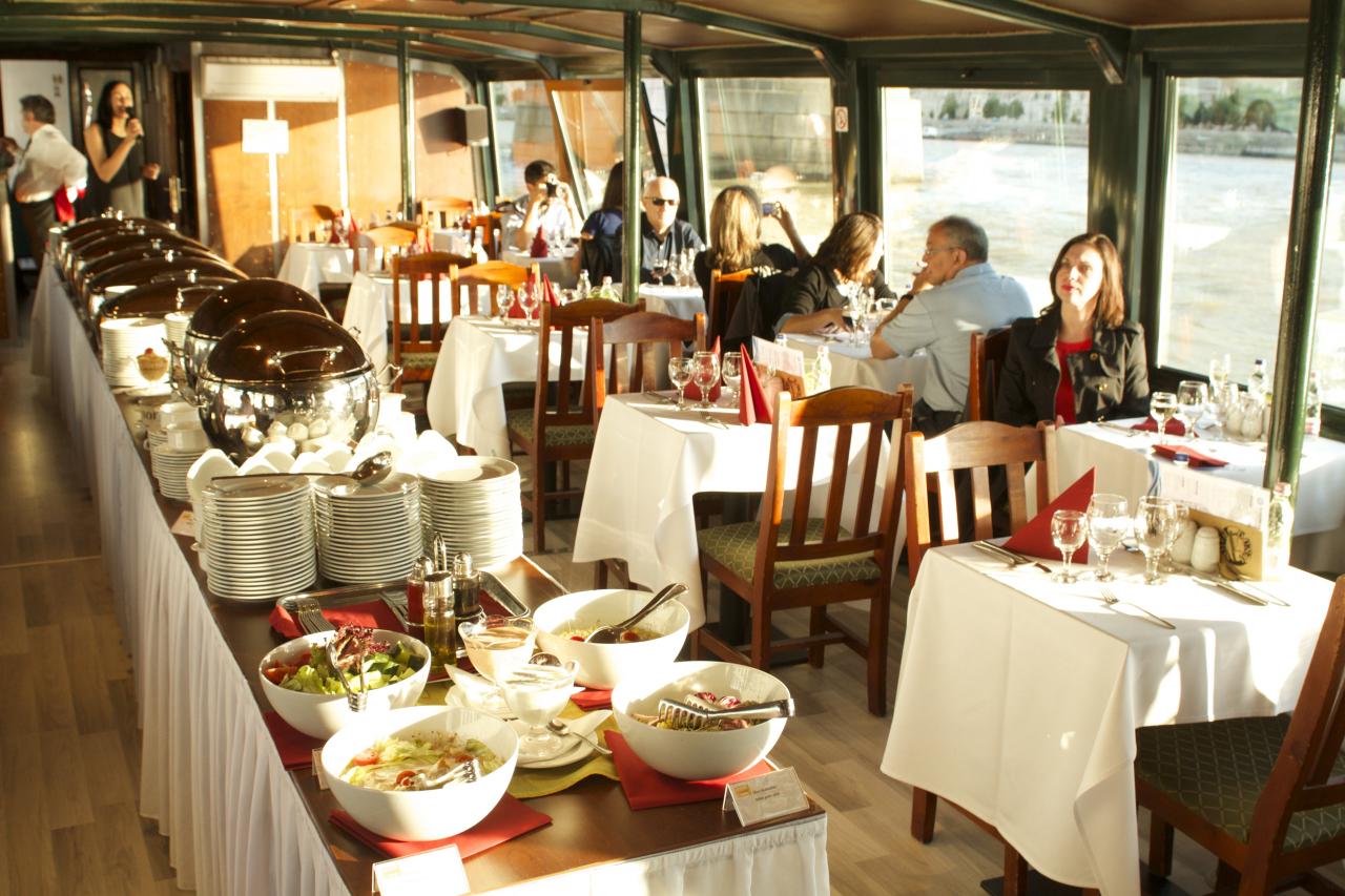 Lunch and Cruise Budapest Lunch and Cruise Budapest